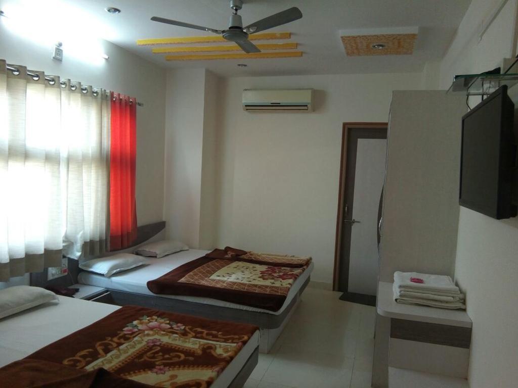 Hotel Sudarshan Nāthdwāra 外观 照片