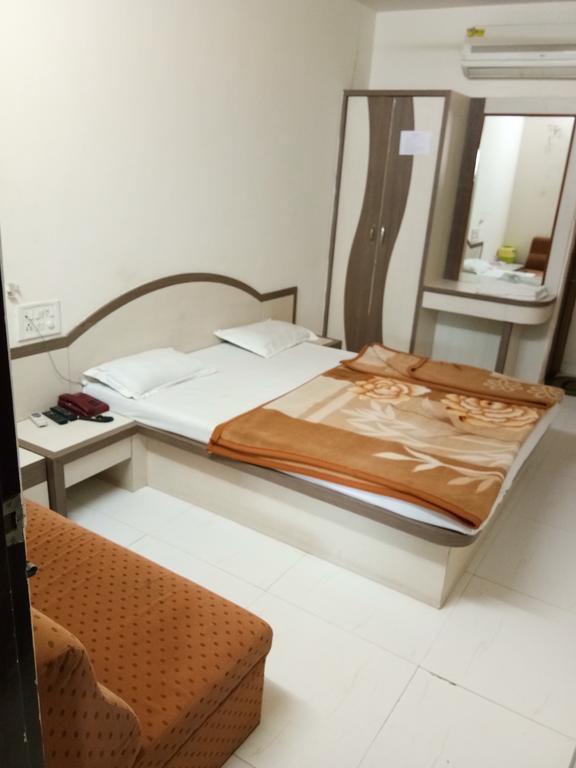 Hotel Sudarshan Nāthdwāra 外观 照片